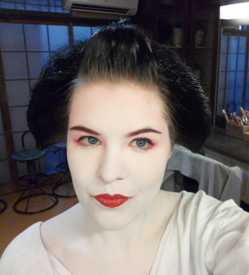 Aya Geisha Makeover Aya Geisha Makeover - die Verwandlung